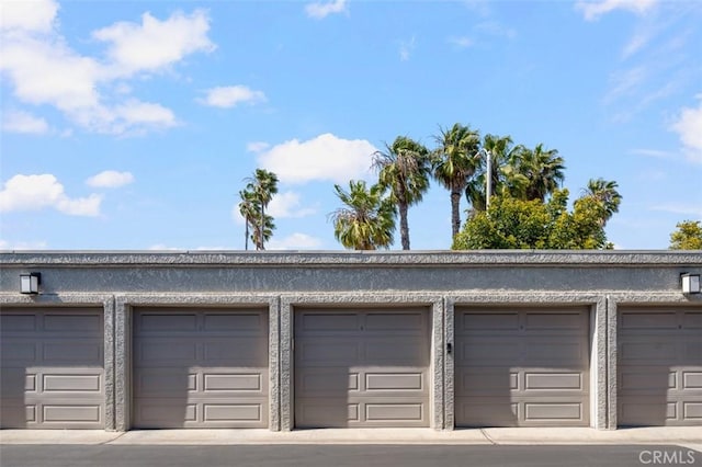 4822 Tiara Dr Unit 104, Huntington Beach, CA 92649 - view of garage