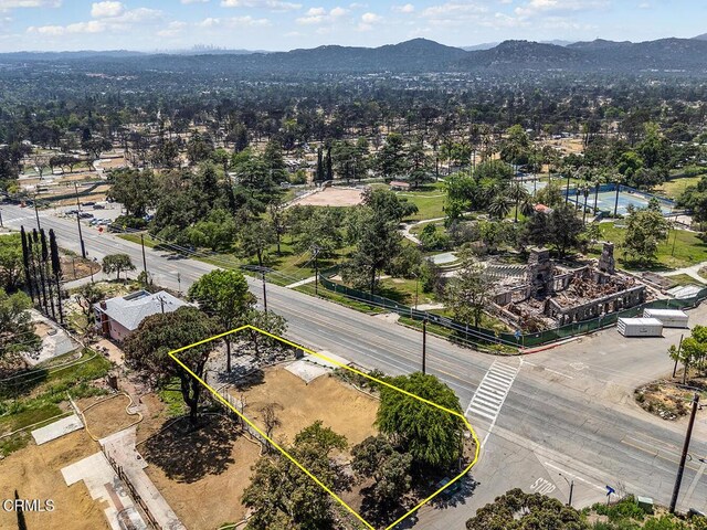 900 E Mount Curve Ave, Altadena, CA 91001 - photo 19