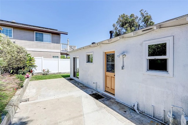 708 S Redondo Ave, Manhattan Beach, CA 90266 - view of patio