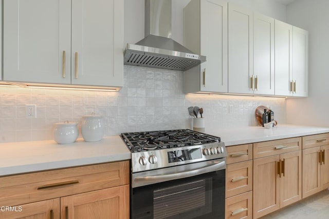 3874 W Point Dr, Los Angeles, CA 90065 - kitchen featuring wall chimney range hood, gas range, decorative backsplash, and light brown cabinetry