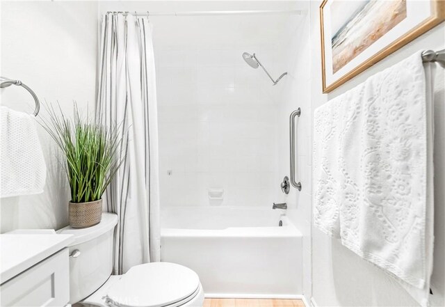 1442 Brett Pl Unit 31, San Pedro, CA 90732 - full bath with shower / tub combo and vanity