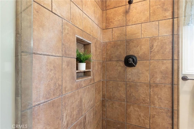 1915 Volk Ave, Long Beach, CA 90815 - bathroom view of tiled shower