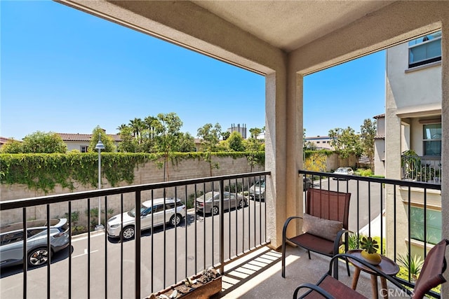 527 S Motif St, Anaheim, CA 92805 - view of balcony