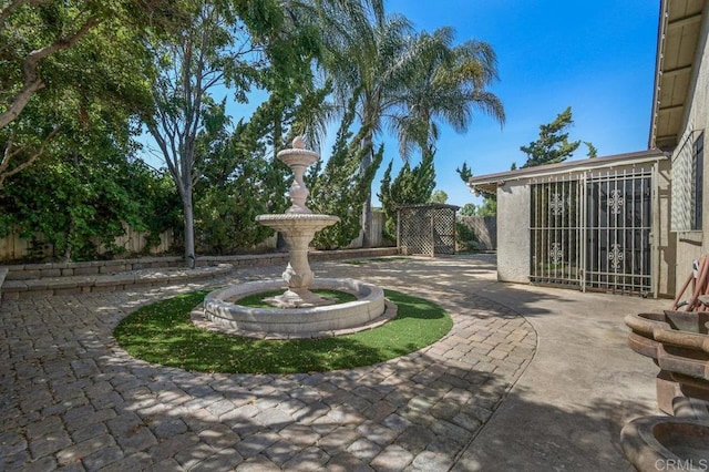 7384 Ballinger, San Diego, CA 92119 - view of patio / terrace