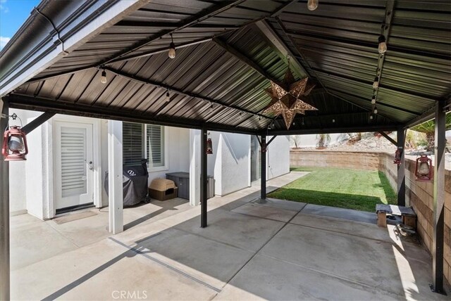 253 Kieswetter St, Colton, CA 92324 - fenced backyard with a patio area and a gazebo