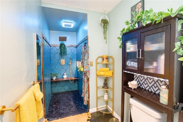7695 Valle Ave, Atascadero, CA 93422 - bathroom with a shower