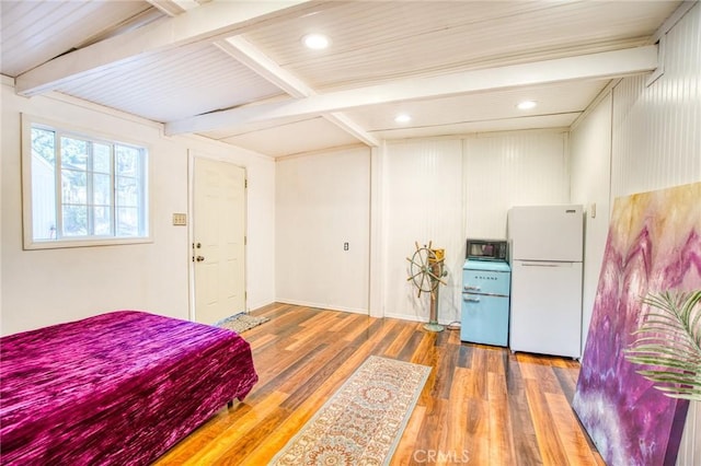 7695 Valle Ave, Atascadero, CA 93422 - bedroom featuring freestanding refrigerator, wood finished floors, recessed lighting, and a wood ceiling with exposed beams
