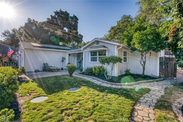 7695 Valle Ave, Atascadero, CA 93422 - ranch-style home with a patio area and a front yard