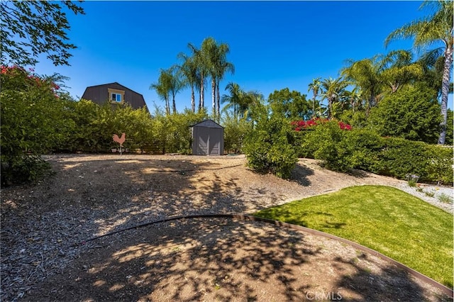 19180 Palm Vis, Yorba Linda, CA 92886 - view of yard with a storage unit