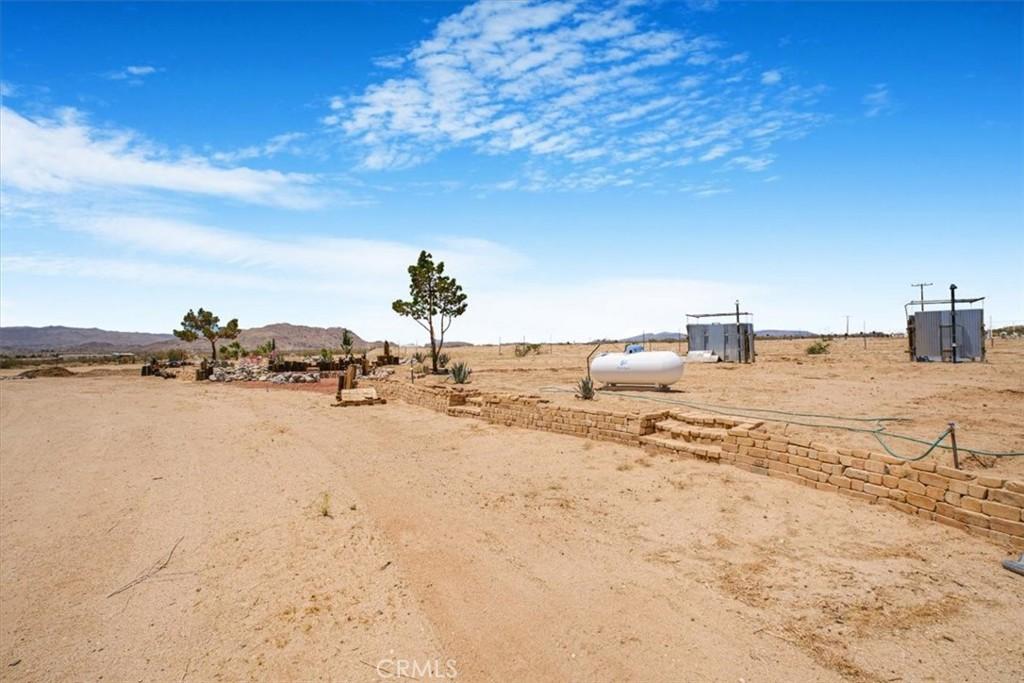 61939 La Brisa Dr, Joshua Tree, CA 92252