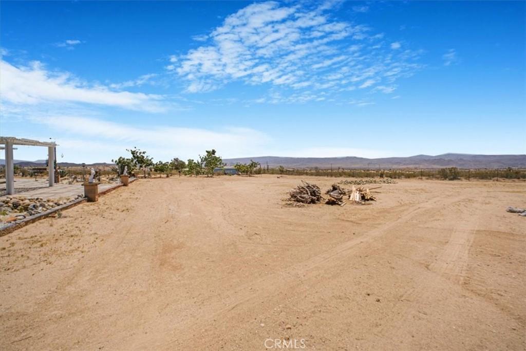 61939 La Brisa Dr, Joshua Tree, CA 92252
