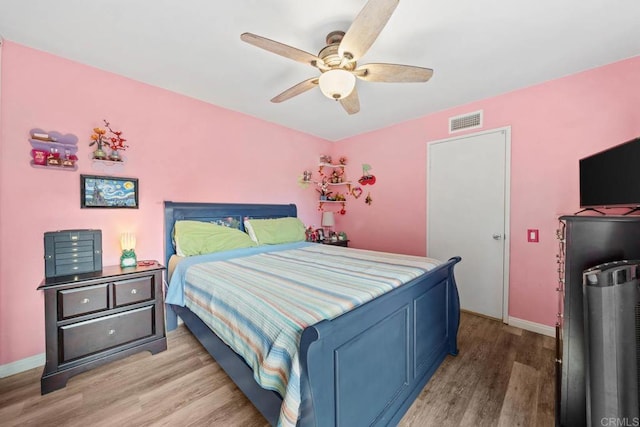 218 Holiday Way, Oceanside, CA 92057 - bedroom with light wood-style floors and ceiling fan