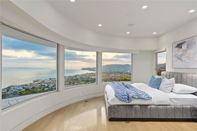 900 Gainsborough Dr, Laguna Beach, CA 92651 - photo 35