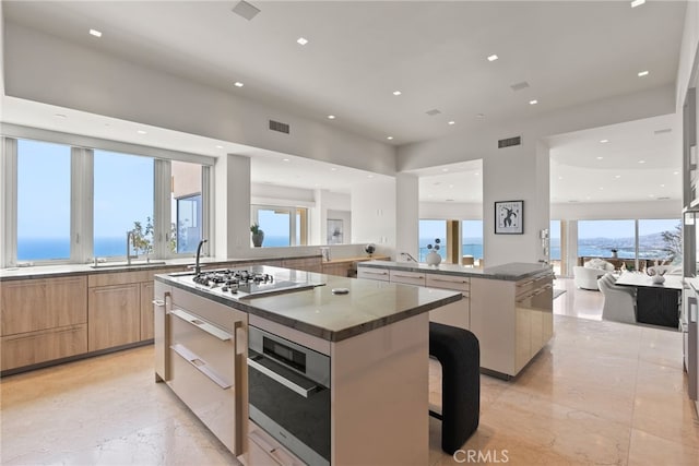 900 Gainsborough Dr, Laguna Beach, CA 92651 - photo 29