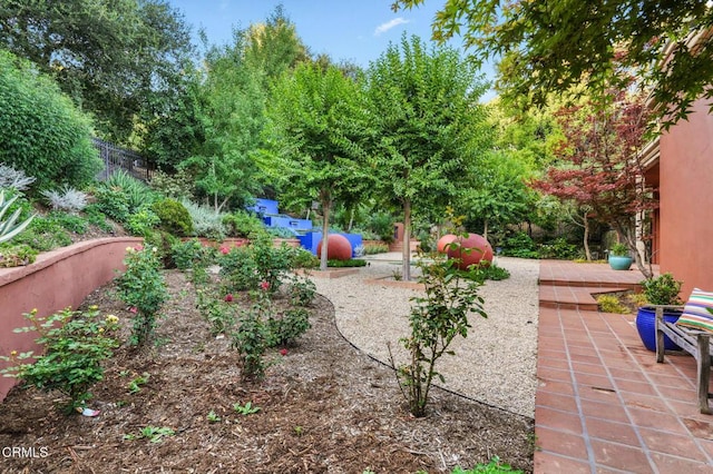 1897 Braemar Rd, Pasadena, CA 91103 - view of yard featuring a patio
