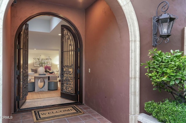 1897 Braemar Rd, Pasadena, CA 91103 - doorway to property with stucco siding