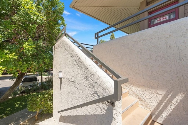 2825 N Los Felices Rd Unit 211, Palm Springs, CA 92262 - exterior view of stucco siding