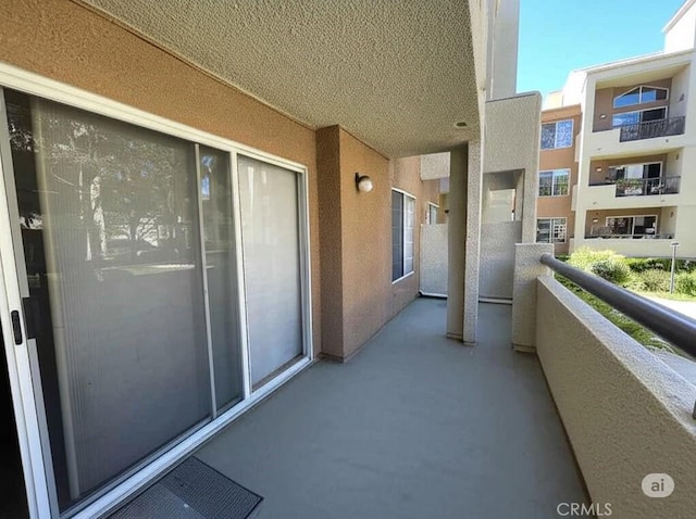 21520 Burbank Blvd Unit 116, Woodland Hills, CA 91367 - view of balcony