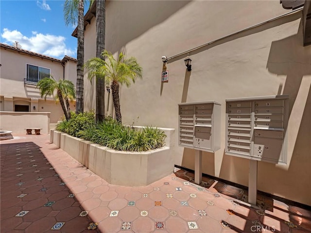 5753 White Oak Ave Unit 3, Encino, CA 91316 - view of patio with mail area