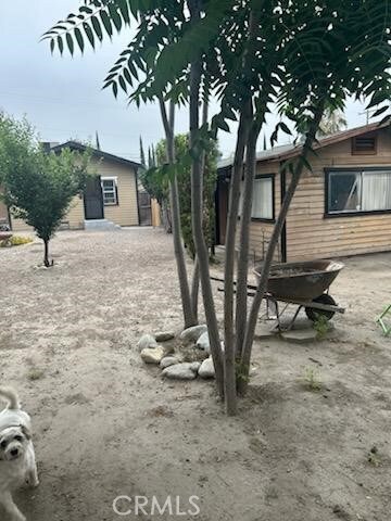 1388 N Lugo Ave, San Bernardino, CA 92404 - view of yard
