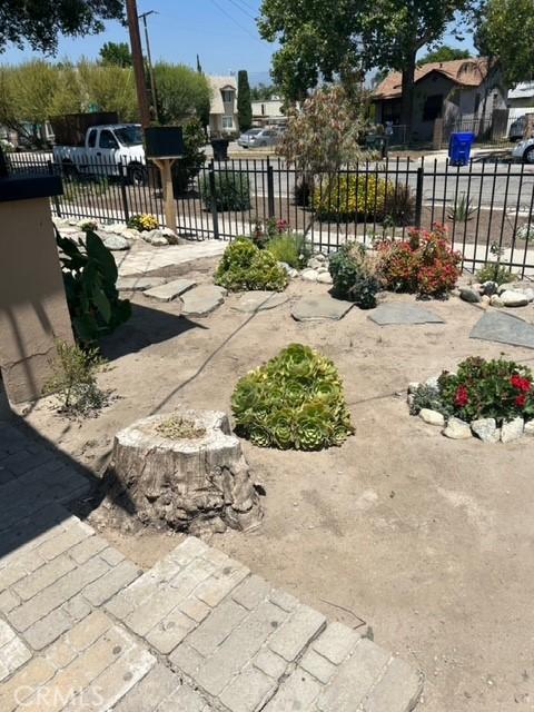 1388 N Lugo Ave, San Bernardino, CA 92404 - view of patio / terrace