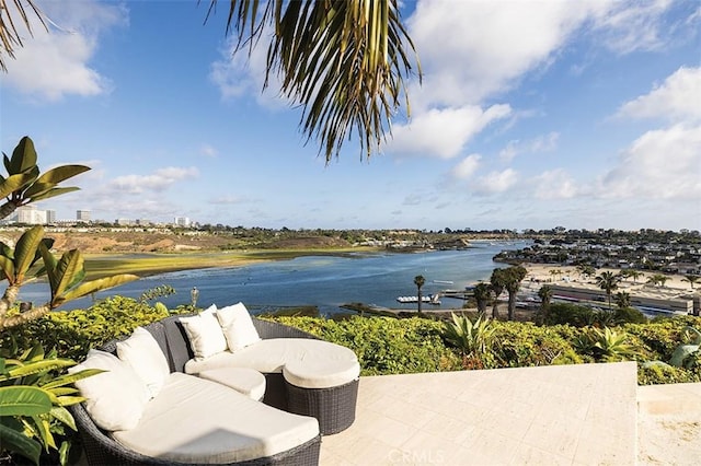 1336 Galaxy Dr, Newport Beach, CA 92660 - photo 36