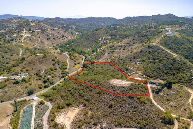27 Daily Rd, Fallbrook, CA 92028
