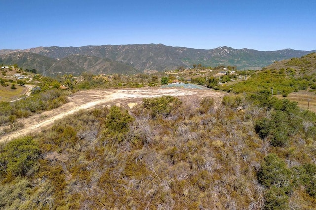 27 Daily Rd, Fallbrook, CA 92028