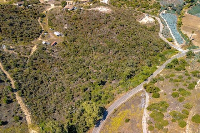 27 Daily Rd, Fallbrook, CA 92028