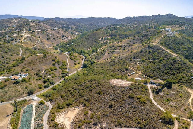 27 Daily Rd, Fallbrook, CA 92028