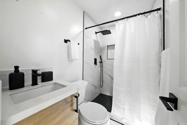 1143 Hemlock Ave, Imperial Beach, CA 91932 - full bath with a shower with curtain and vanity