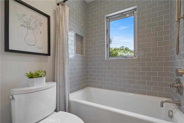 1987 Windover Rd, Pasadena, CA 91107 - full bath with toilet and shower / tub combo with curtain