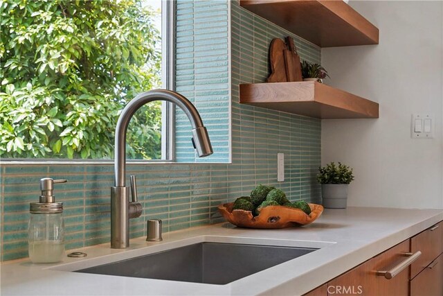 1987 Windover Rd, Pasadena, CA 91107 - kitchen view of tasteful backsplash and light countertops