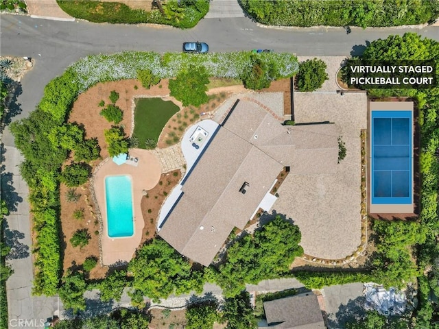 1987 Windover Rd, Pasadena, CA 91107 - view from above of property featuring a pool area