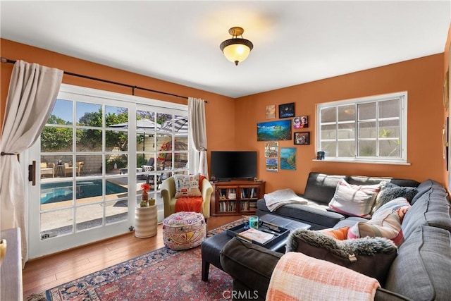 1640 Corsica Pl, Costa Mesa, CA 92626 - living area with hardwood / wood-style flooring