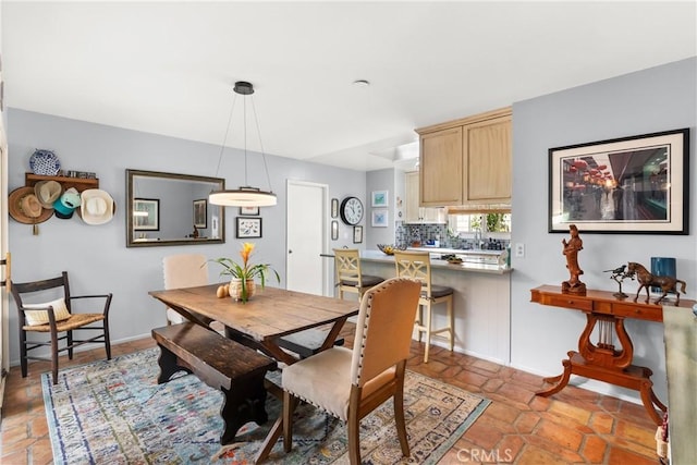 1640 Corsica Pl, Costa Mesa, CA 92626 - dining area with baseboards