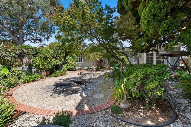 1640 Corsica Pl, Costa Mesa, CA 92626 - view of yard