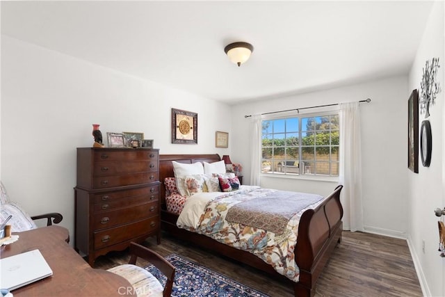 1640 Corsica Pl, Costa Mesa, CA 92626 - bedroom featuring wood finished floors and baseboards