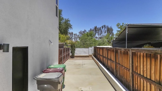 32420 Apricot Tree Rd, Winchester, CA 92596 - view of patio