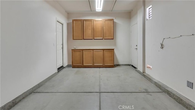 32420 Apricot Tree Rd, Winchester, CA 92596 - view of garage