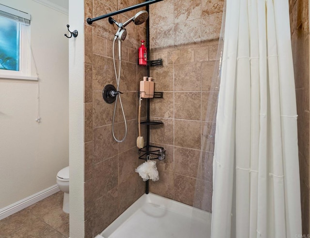 10518 Moon View Way, Escondido, CA 92026 - full bathroom with a tile shower and crown molding