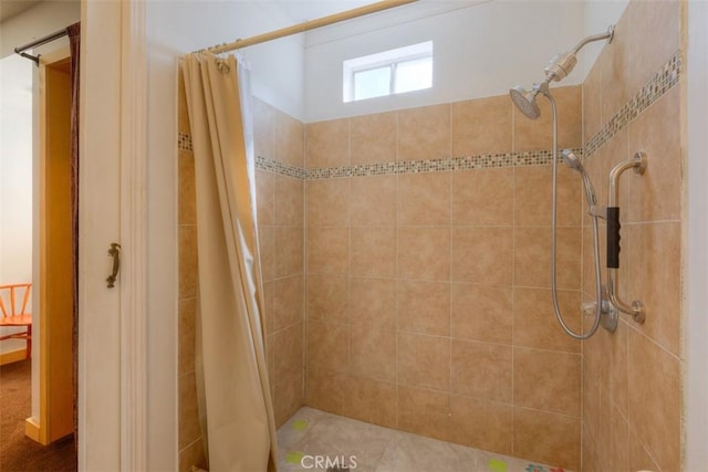 246 E Shasta St, Orland, CA 95963 - full bathroom featuring a tile shower
