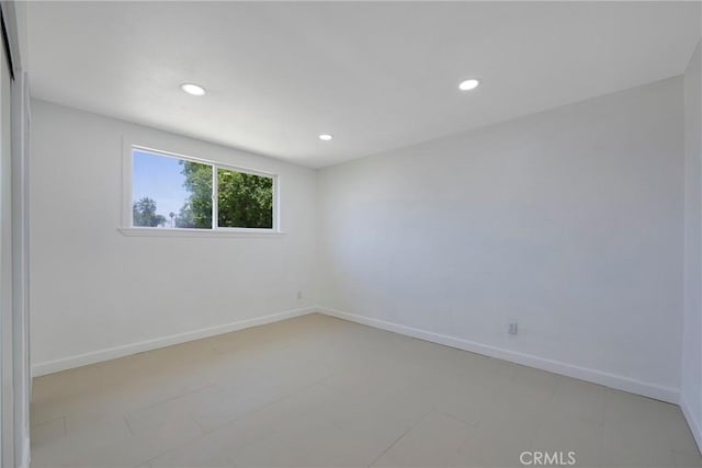 8888 Patrero St, Riverside, CA 92503 - unfurnished room with recessed lighting and baseboards