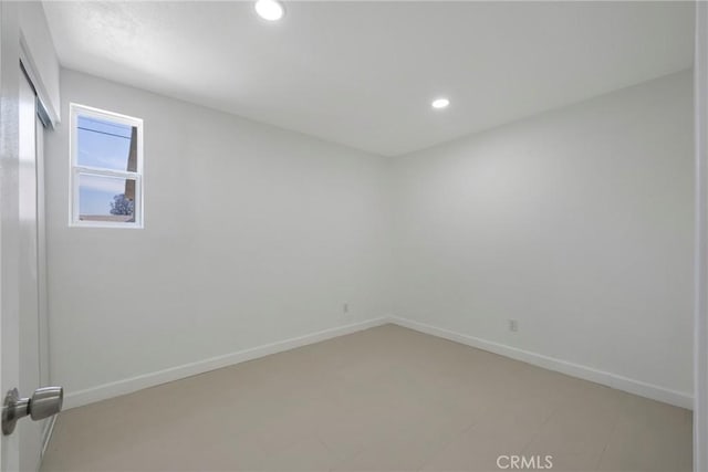 8888 Patrero St, Riverside, CA 92503 - unfurnished room with recessed lighting and baseboards