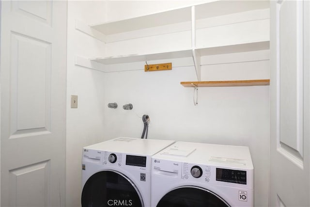 435 S La Fayette Park Pl Unit 311, Los Angeles, CA 90057 - washroom featuring independent washer and dryer