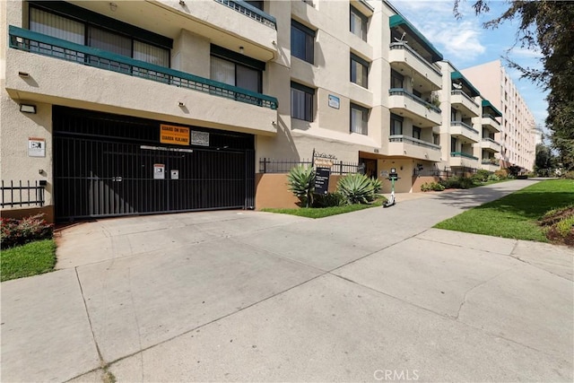 435 S La Fayette Park Pl Unit 311, Los Angeles, CA 90057 - view of apartment building / complex