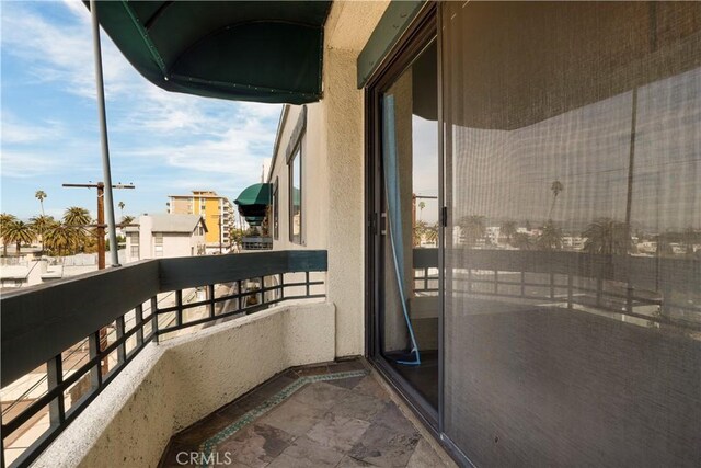 435 S La Fayette Park Pl Unit 311, Los Angeles, CA 90057 - view of balcony