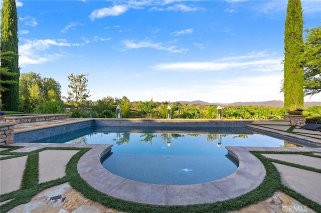 33260 Susan Grace Ct, Temecula, CA 92592 - swimming pool with a mountain view and a patio area