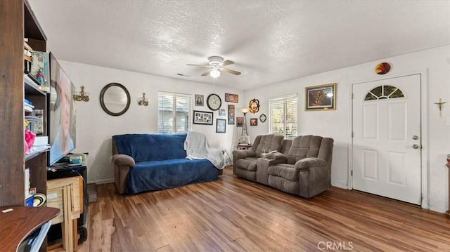 2290 Elgin St, Oroville, CA 95966 - photo 4