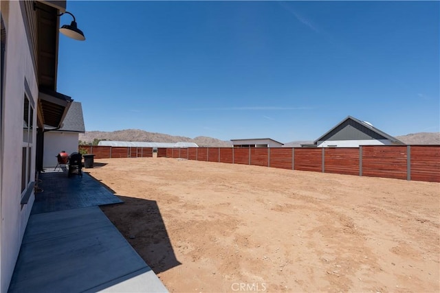 23670 Shirwaun, Apple Valley, CA 92307 - fenced backyard with a mountain view